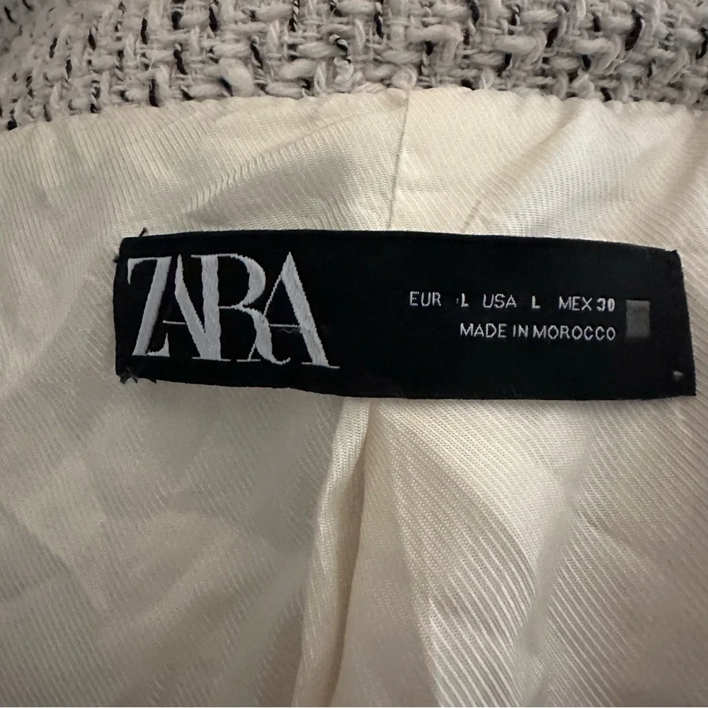 Zara Tweed Bouclé Cropped Blazer Jacket Frayed Trim Double Breasted L - Picture 6 of 11